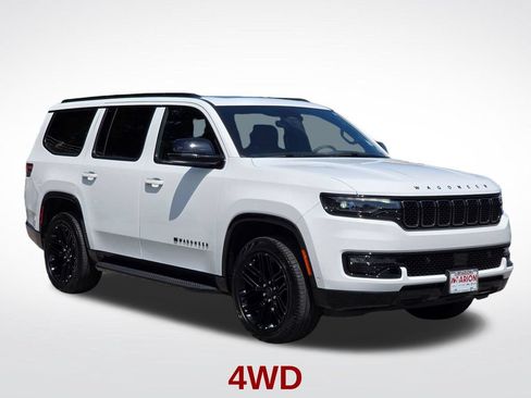 Used 2025 Jeep Wagoneer Series II w/ Premium Group I AWD/4WD image 15