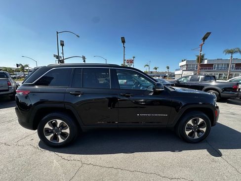 Used 2022 Jeep Grand Cherokee Limited 4xe AWD/4WD image 5