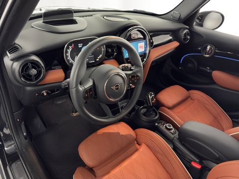 Used 2023 MINI Cooper S image 4