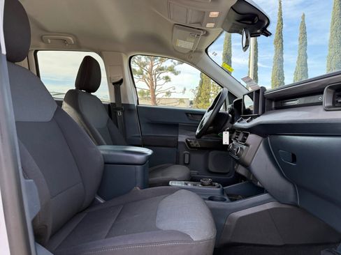 Used 2022 Ford Maverick XL image 17