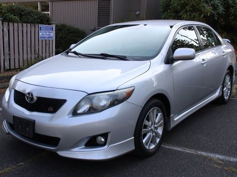 Used 2009 Toyota Corolla S w/ Sport Pkg FWD image 1