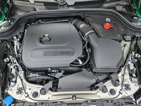 Used 2026 MINI Cooper 4-Door Hardtop FWD image 17