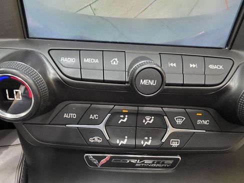 Used 2019 Chevrolet Corvette Stingray Coupe w/ Battery Protection Package RWD image 33