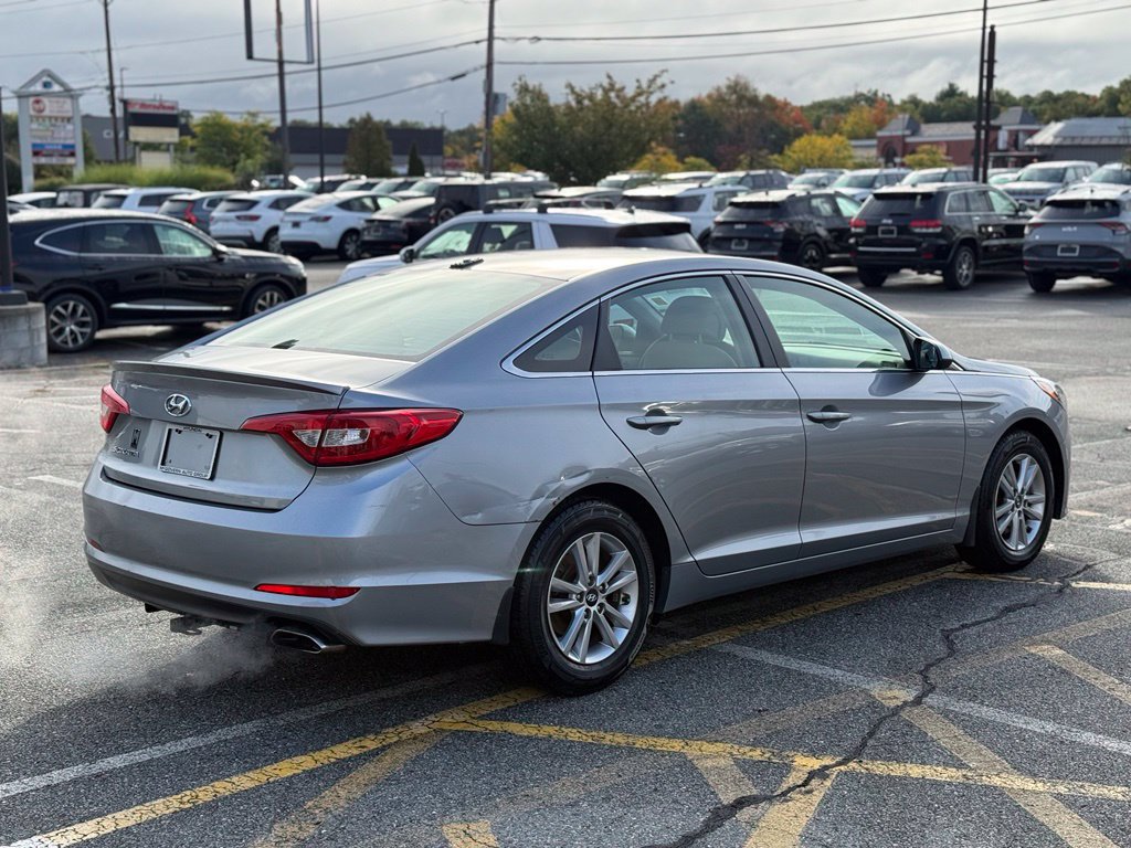 Used 2015 Hyundai Sonata SE FWD image 5