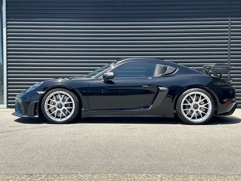 Used 2023 Porsche 718 Cayman GT4 RS RWD image 2