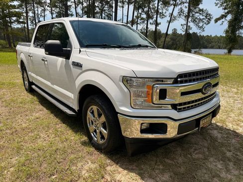 Used 2018 Ford F150 XLT w/ Equipment Group 301A Mid RWD image 7