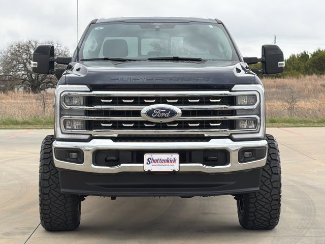 Used 2024 Ford F250 Lariat AWD/4WD image 2