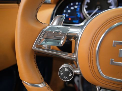 Used 2020 Bugatti Chiron AWD/4WD image 49