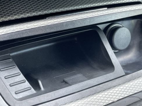 Used 2013 BMW 335i Convertible image 32