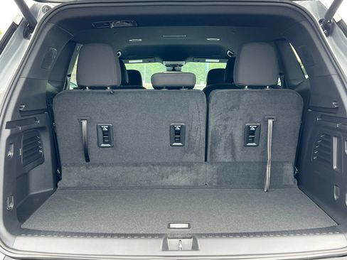 New 2026 GMC Acadia Elevation AWD/4WD image 39