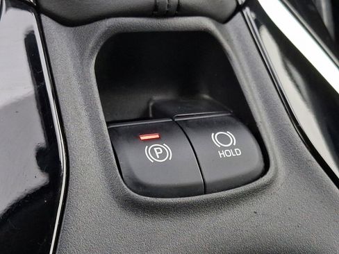 Used 2022 Toyota Corolla LE image 21