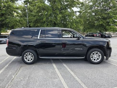 Used 2020 GMC Yukon XL SLT AWD/4WD image 9