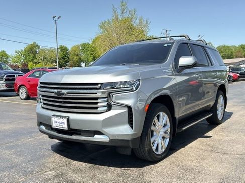 Used 2024 Chevrolet Tahoe High Country w/ Max Trailering Package AWD/4WD image 5