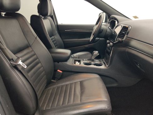 Used 2019 Jeep Grand Cherokee Limited X RWD image 21