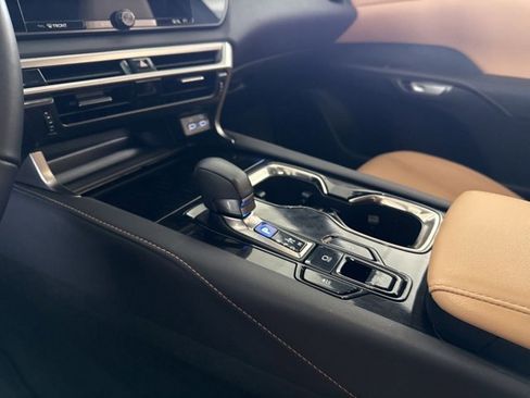 Used 2025 Lexus RX 350 FWD w/ Technology Package image 18