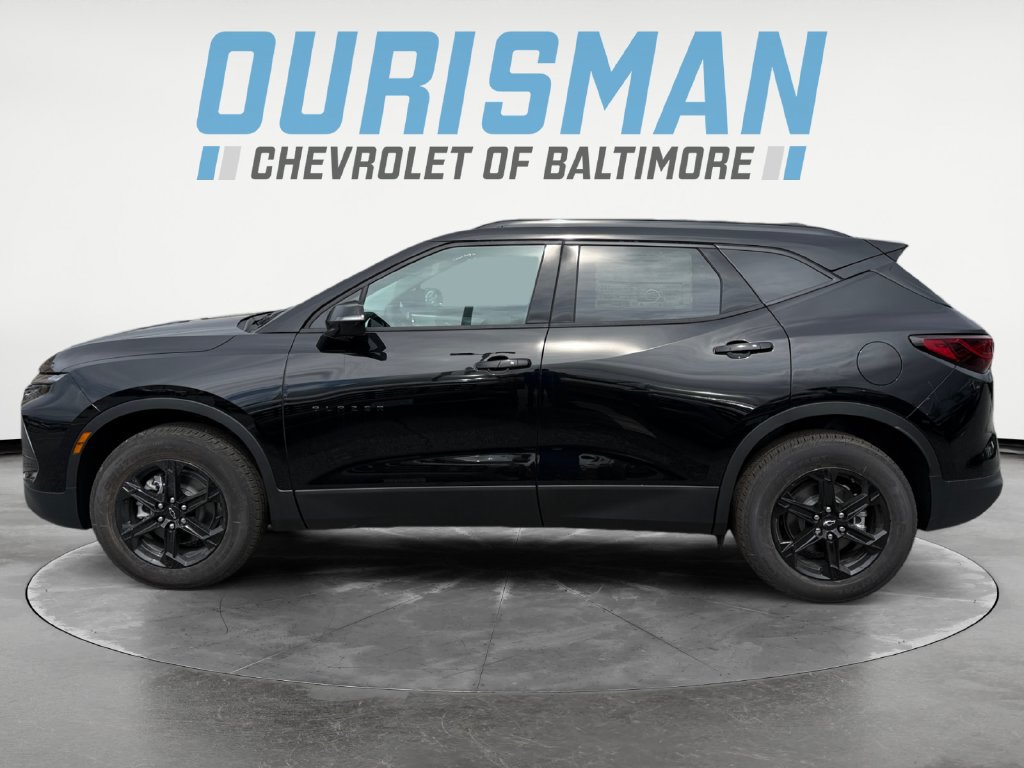 New 2026 Chevrolet Blazer LT w/ Sound & Technology Package AWD/4WD image 3