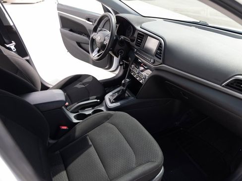 Used 2020 Hyundai Elantra SEL w/ Cargo Package (C1) FWD image 14