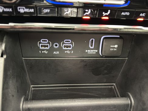 Used 2023 Jeep Grand Cherokee 4WD 4xe image 23
