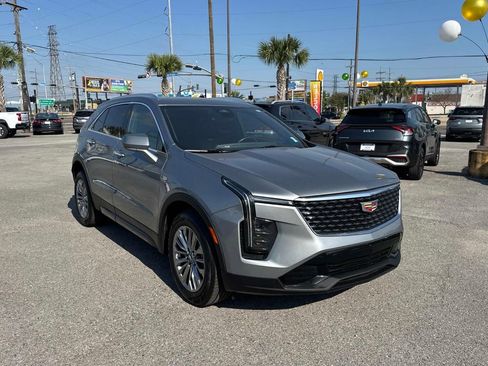 Certified 2024 Cadillac XT4 Premium Luxury image 1