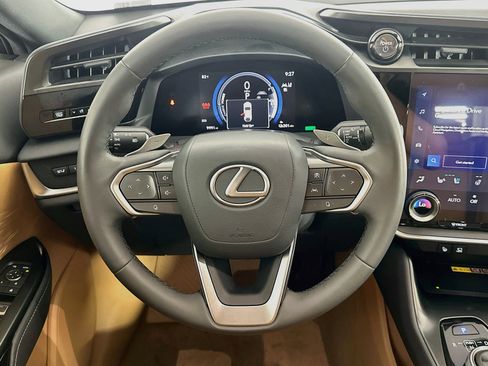 Used 2023 Lexus RZ 450e Premium w/ Technology Package AWD/4WD image 18