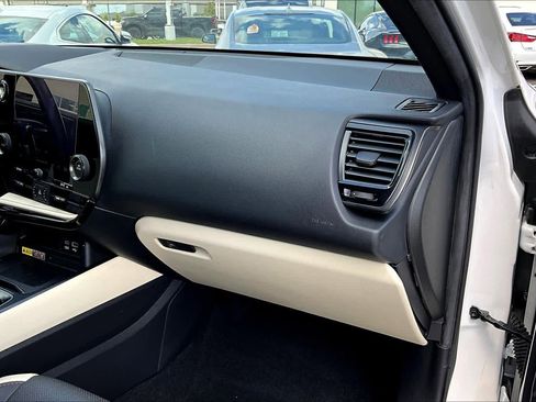 Used 2024 Lexus NX 250 FWD image 22