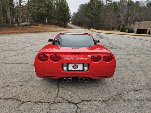 Used 1997 Chevrolet Corvette Coupe w/ Memory Pkg image 8
