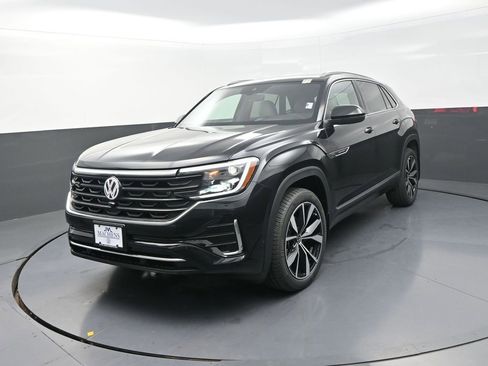 New 2026 Volkswagen Atlas Cross Sport SEL Premium R-Line AWD/4WD image 4