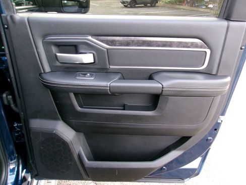 Certified 2024 RAM 2500 Big Horn w/ Sport Appearance Package image 9