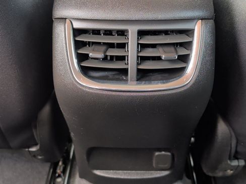 Used 2024 Chevrolet Malibu LT FWD image 24