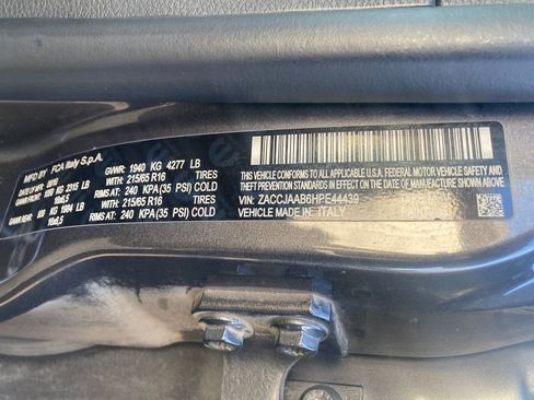 Used 2017 Jeep Renegade Sport w/ Power & Air Group image 40