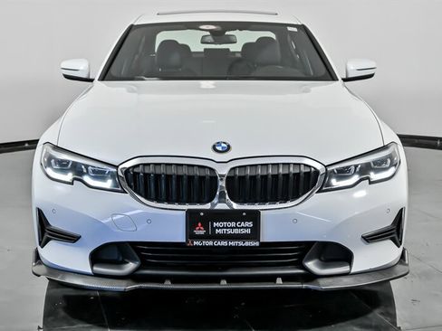 Used 2020 BMW 330i xDrive Sedan w/ Convenience Package image 4