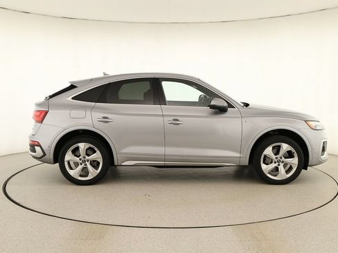 Certified 2022 Audi Q5 2.0T Prestige w/ Prestige Package AWD/4WD image 8