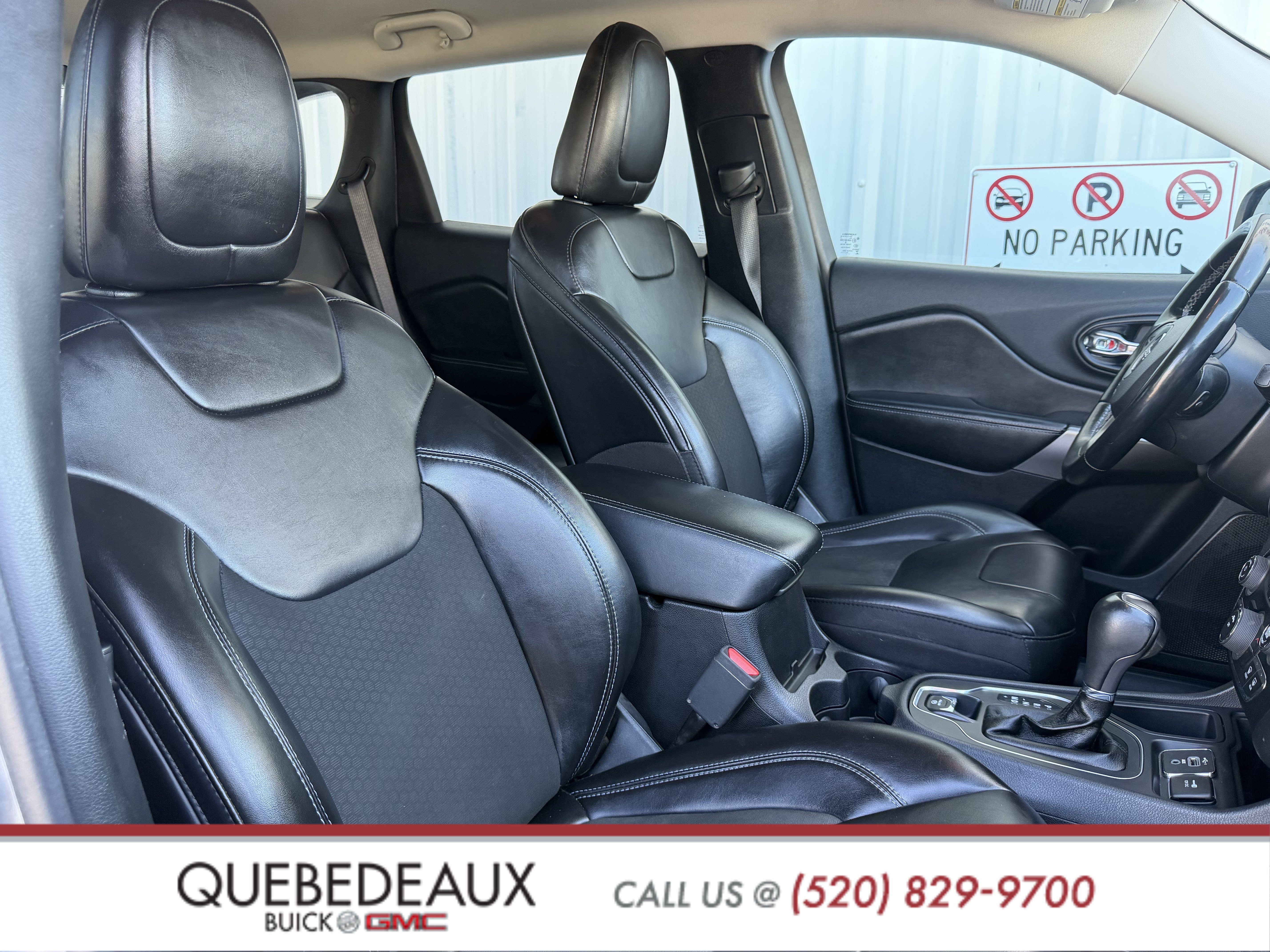 Used 2020 Jeep Cherokee Latitude Plus FWD image 14