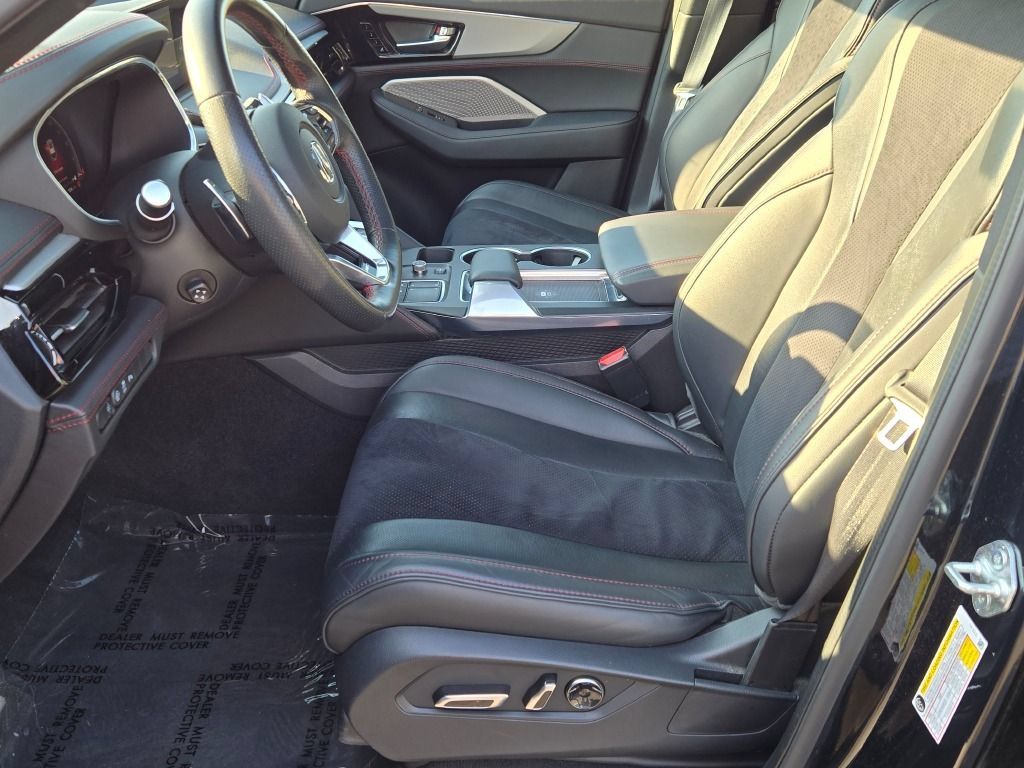Used 2023 Acura MDX A-Spec AWD/4WD image 32