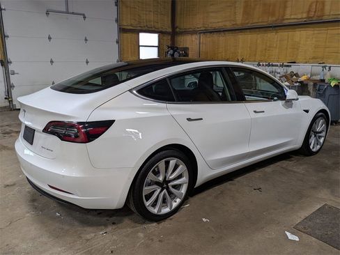 Used 2019 Tesla Model 3 Long Range image 5