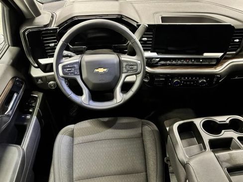 Used 2026 Chevrolet Silverado 1500 LT RWD image 12