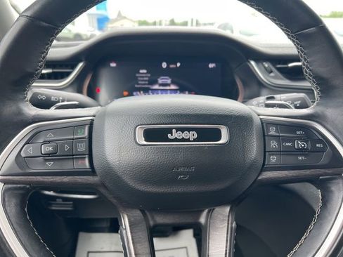 Used 2022 Jeep Grand Cherokee L Limited image 32