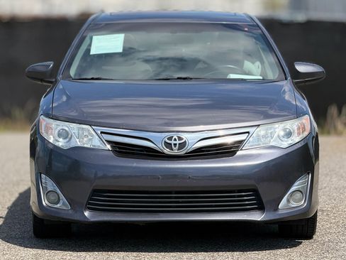 Used 2013 Toyota Camry XLE FWD image 3