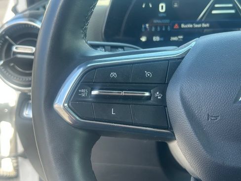 Used 2025 Chevrolet Equinox LT w/ Convenience Package II AWD/4WD image 17