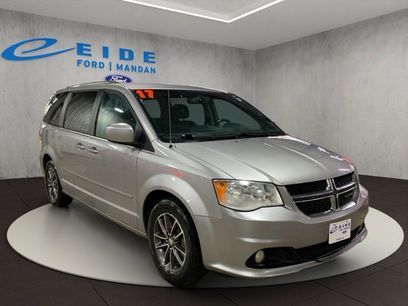 Used 2017 Dodge Grand Caravan SXT w/ Driver Convenience Group