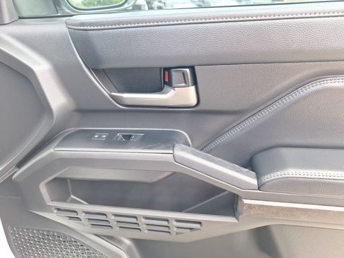 Used 2026 Toyota Tacoma Limited image 36