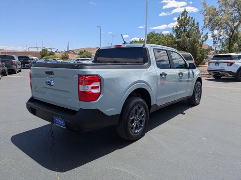 Used 2023 Ford Maverick XLT FWD image 4