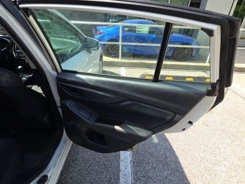Used 2018 Subaru Impreza 2.0i Premium AWD/4WD image 19