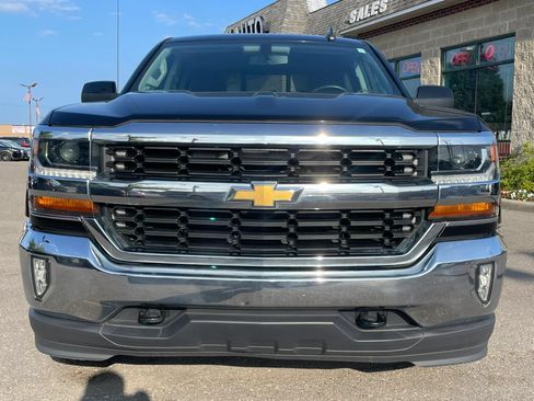 Used 2017 Chevrolet Silverado 1500 LT w/ All Star Edition AWD/4WD image 2