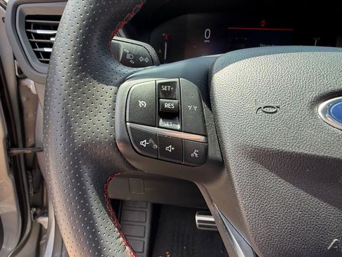 Used 2024 Ford Escape ST-Line FWD image 24
