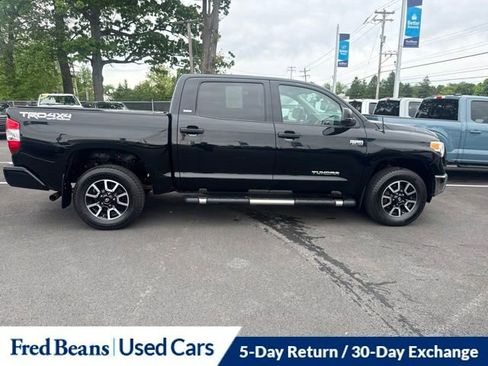 Used 2016 Toyota Tundra SR5 w/ TRD Off Road Package AWD/4WD image 9
