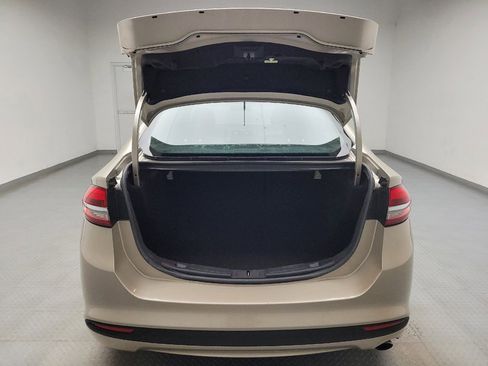 Used 2018 Ford Fusion SE w/ Equipment Group 201A FWD image 29