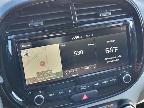 Used 2020 Kia Soul EX image 16