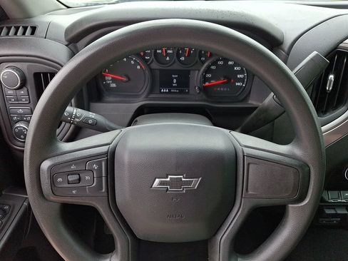 Used 2024 Chevrolet Silverado 1500 Custom Trail Boss AWD/4WD image 18