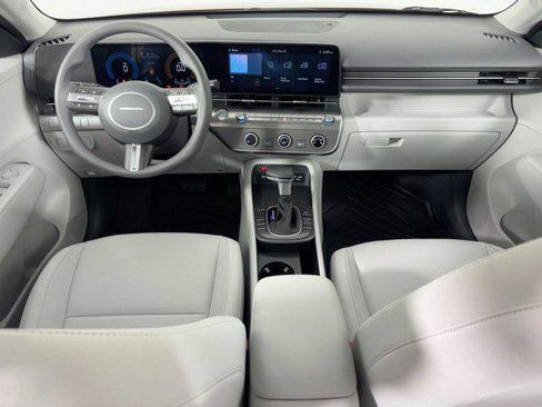 New 2026 Hyundai Kona SE image 16